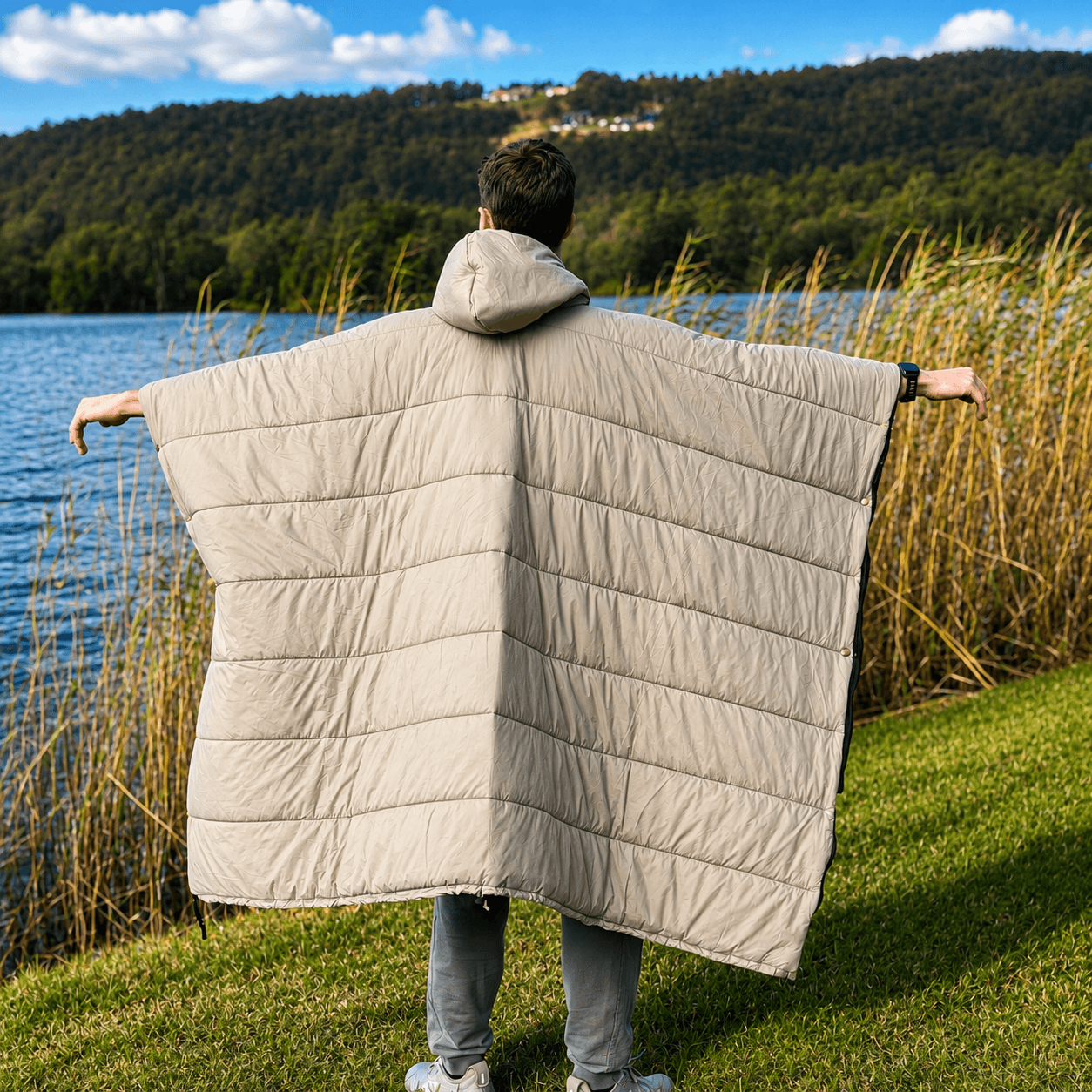 Cooee Snuggo™ Insulated Poncho